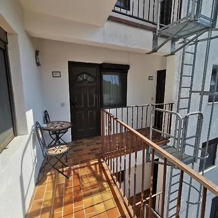 Zu Den Burgen * 캄프보른호펜