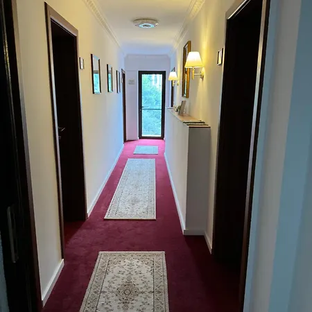 Zu Den Burgen Kamp-Bornhofen
