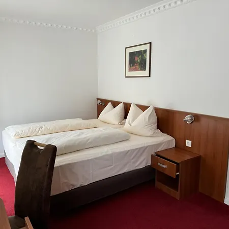 Hotel Zu Den Burgen Kamp-Bornhofen