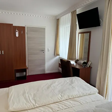 호텔 Zu Den Burgen