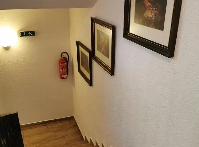 Hotel Zu Den Burgen *