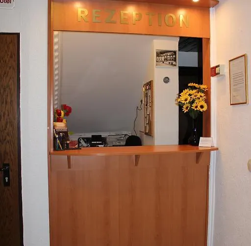 Zu Den Burgen Kamp-Bornhofen