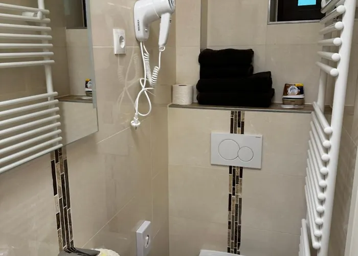 Hotel Zu Den Burgen Kamp-Bornhofen